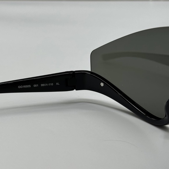 NEW GG1650S 001 GUCCI BLACK SHIELD WOMEN GUCCI SUNGLASSES - Picture 10 of 11